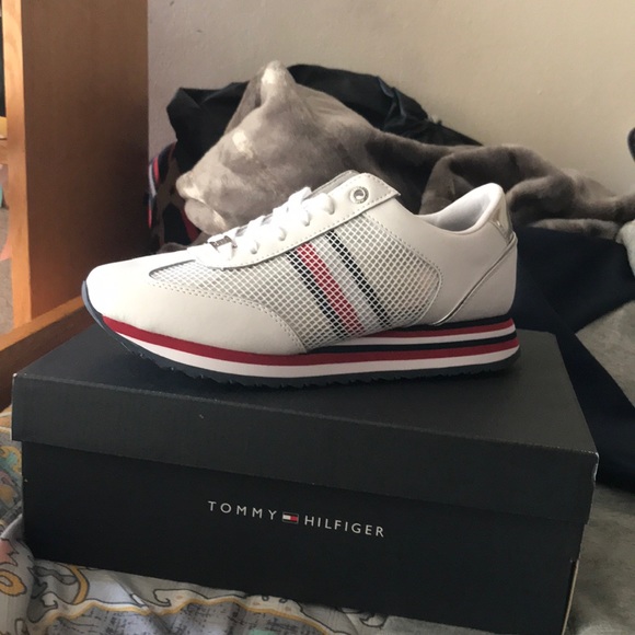 Gigi Hadid X Tommy Hilfiger Runway Shoes Nwt
